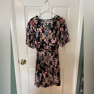 Flower dress with string belt